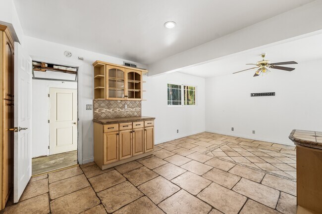 Building Photo - 8743 Topanga Canyon Blvd