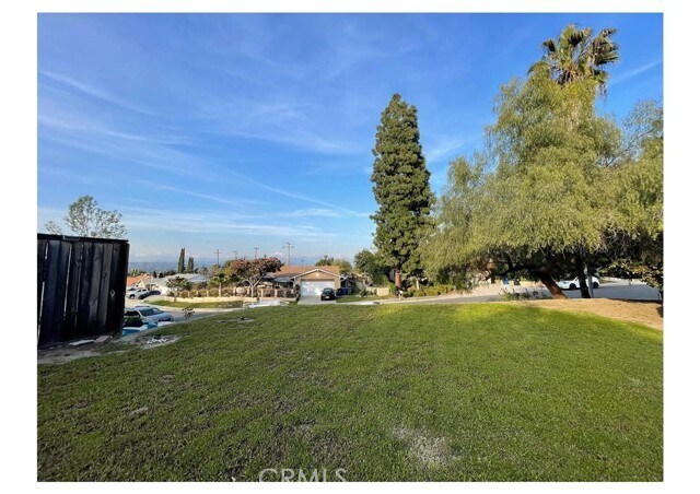 Building Photo - 2231 Lerona Ave
