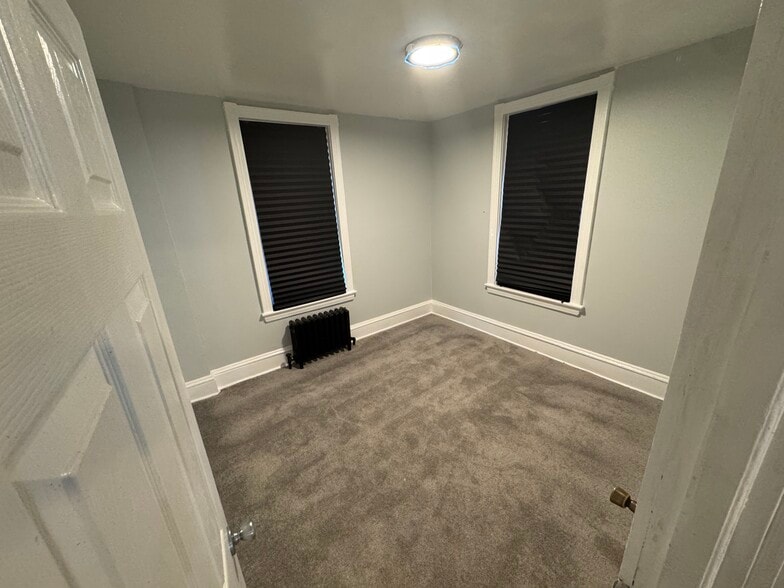 Bedroom 2 - 5502 Crowson St