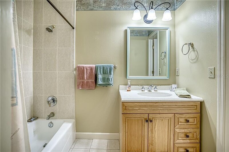 Building Photo - 314 Avenida De Paradisio