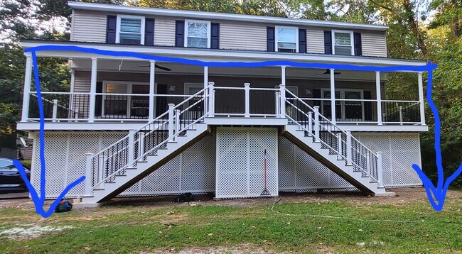 Building Photo - 370 High St