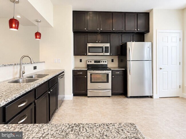 Building Photo - 115 Bay Hill Ln