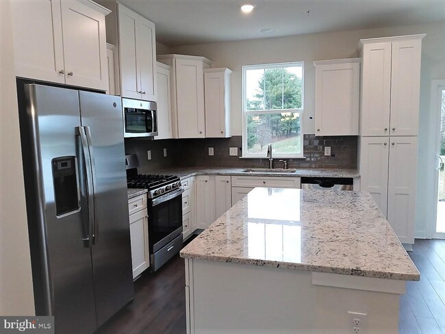 Building Photo - 1808 Boulder Dr