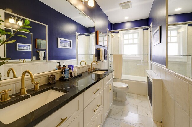 Building Photo - Great Luxury 1 Bedroom 1 Bath on Connecticut Ave in Kalarama