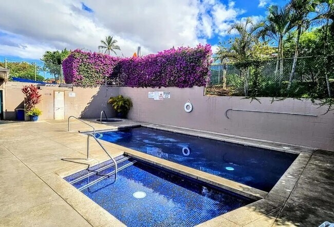 Building Photo - Gorgeous, Clean & Modern Furnished 2/2 at Kihei Shores — Lowest Level Unit Near Kamaole III