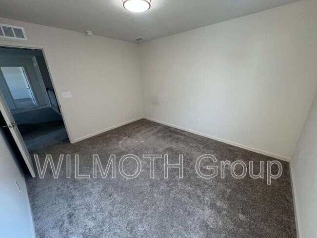 Building Photo - 5374 Noble Crossing Pkwy W