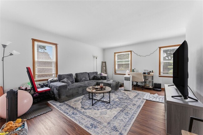 Building Photo - 14220 Triskett Rd