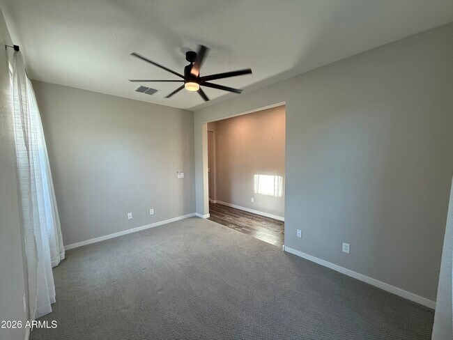 Building Photo - 9458 Thatcher Ave