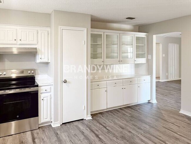 Building Photo - 1206 Misty Way