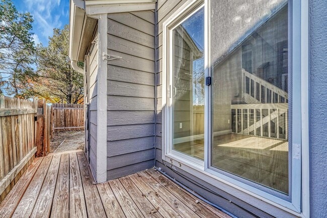 Building Photo - 16934 E Whitaker Dr