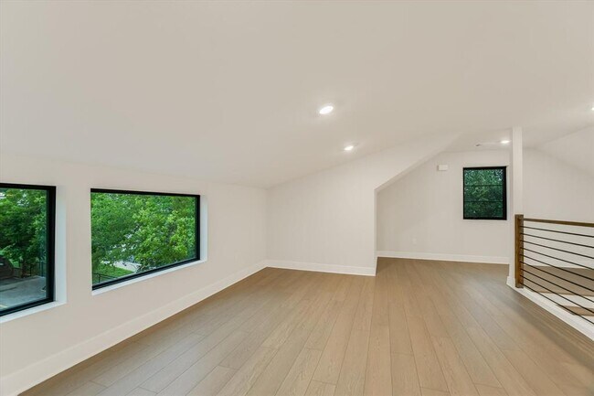 Building Photo - 114 Lightsey Rd
