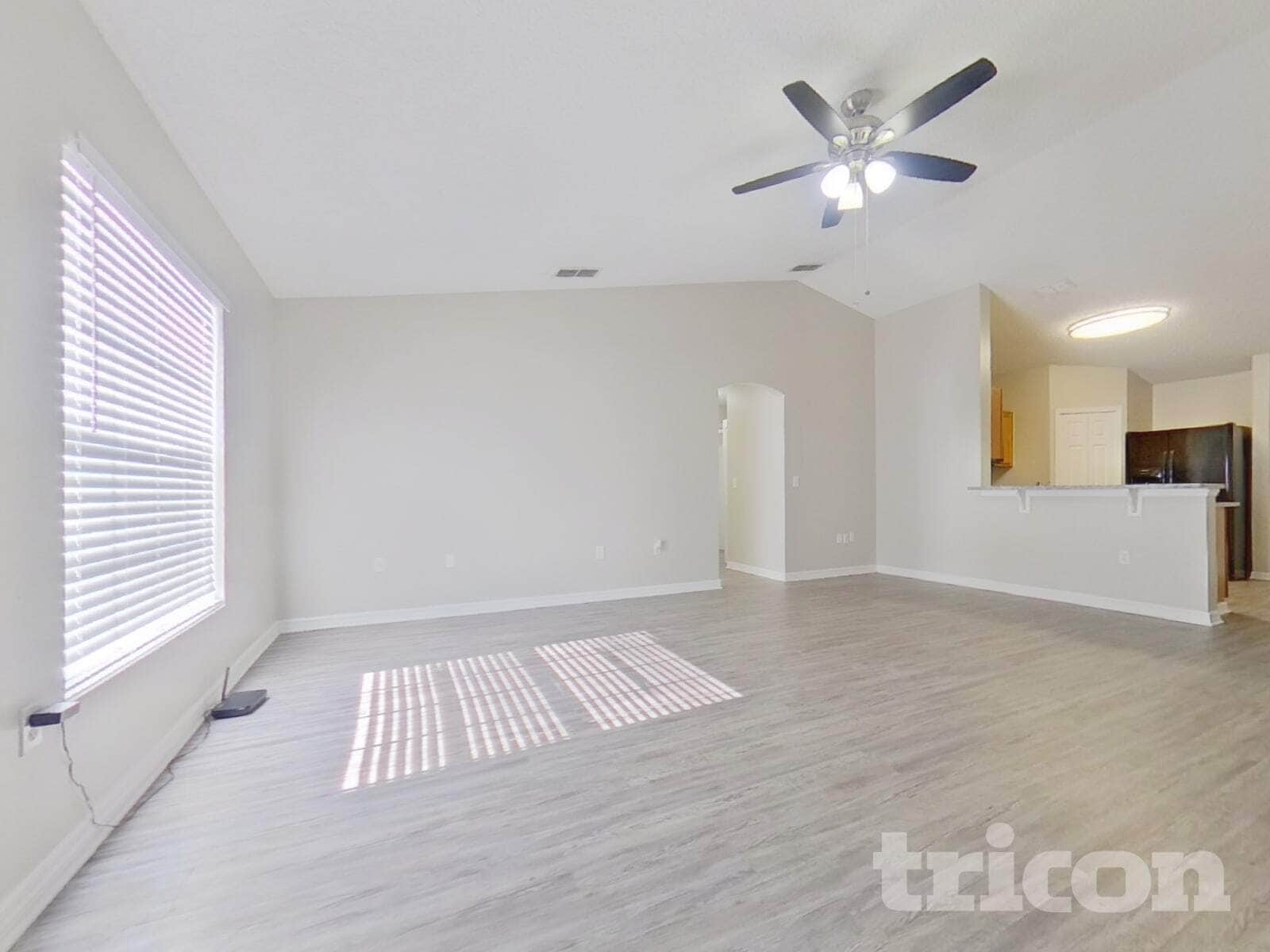 Building Photo - 3390 Shalimar Cir