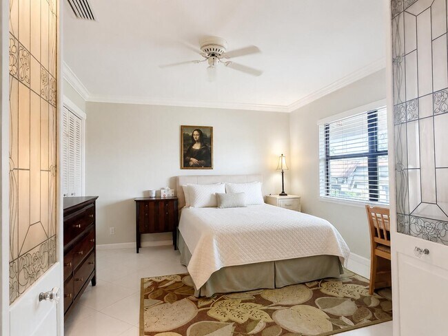 Building Photo - 13640 Coconut Palm Ct