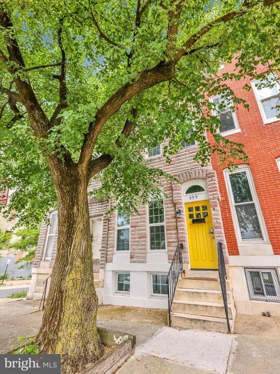 Building Photo - 555 Presstman St