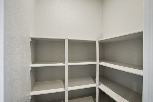 Building Photo - Beautiful 4 Bedroom Home In A Gated Skye Canyon Community