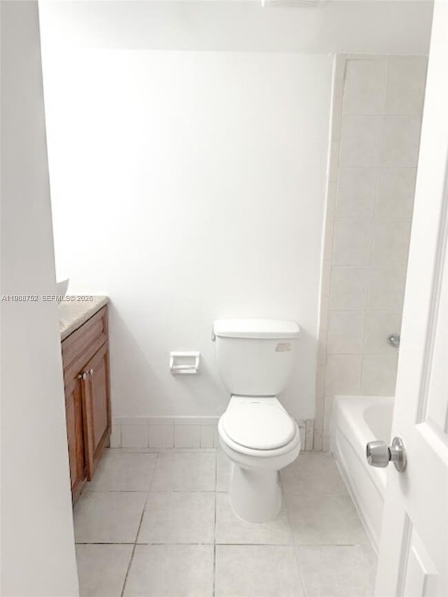 Building Photo - 4415 W 10th Ln