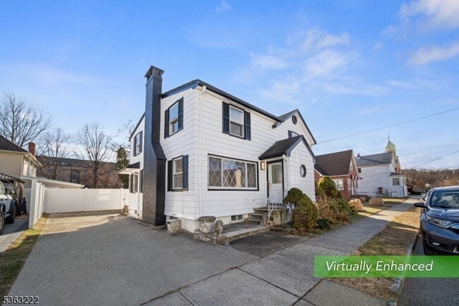Primary Photo - 7 Weaver St