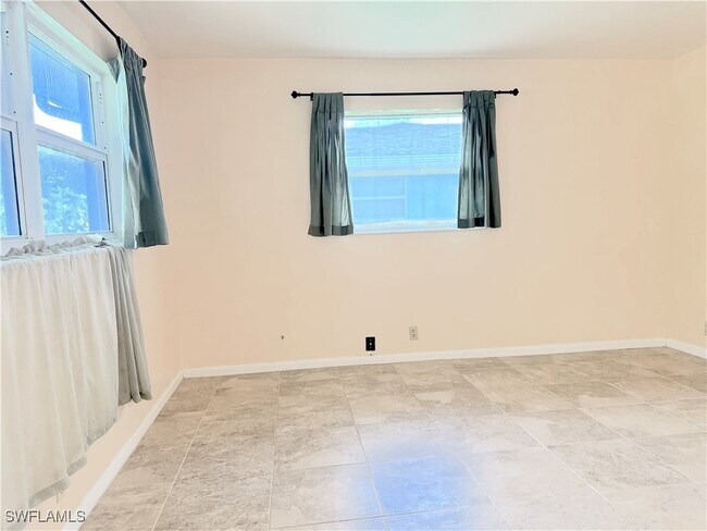 Building Photo - 1240 Pompei Ln