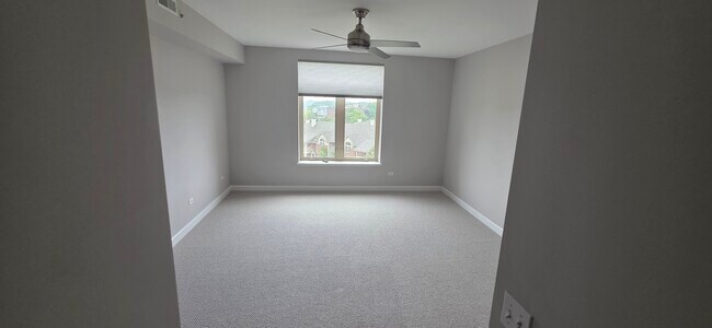 Building Photo - 8440 Callie Ave