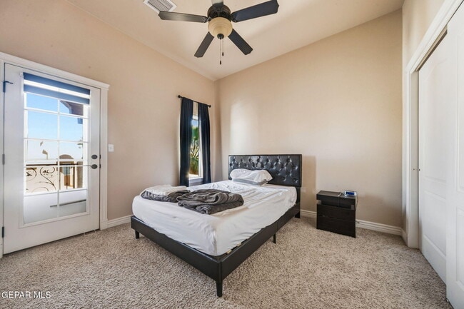 Building Photo - 3645 Almond Beach Dr