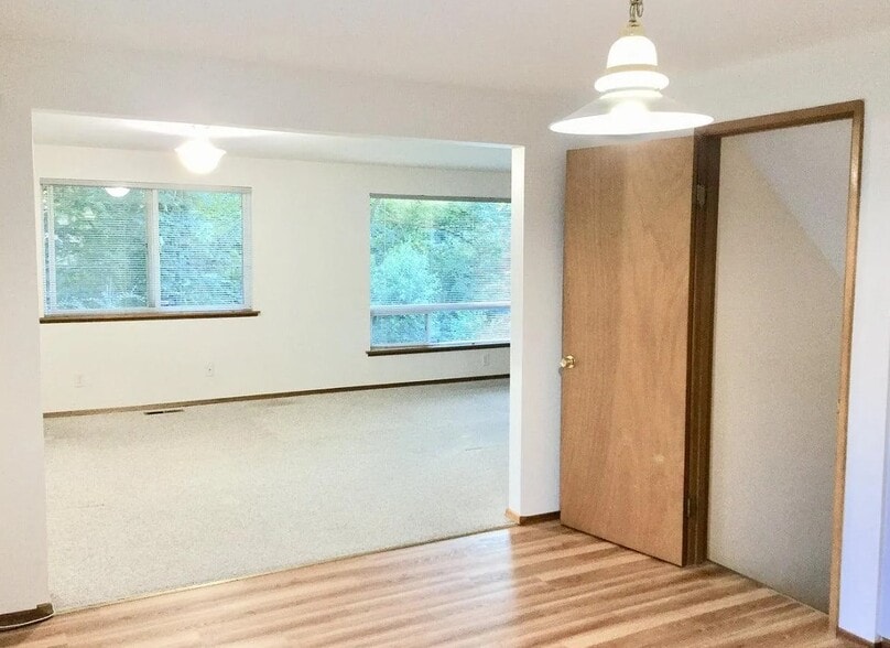 Building Photo - 5245 120th Ave SE