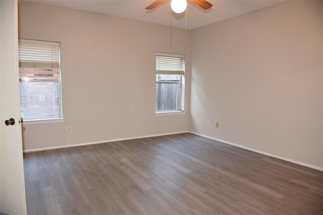Building Photo - 2811 Grants River Cir