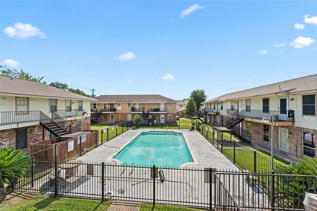 Building Photo - 3316 Burke Rd