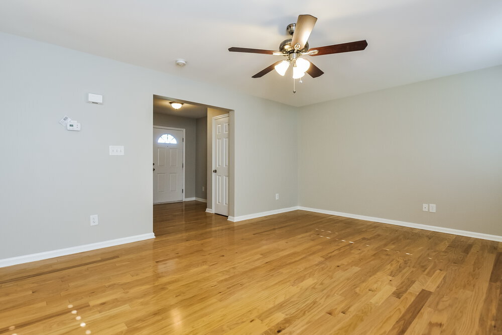 Building Photo - 259 N Fuquay Springs Ave