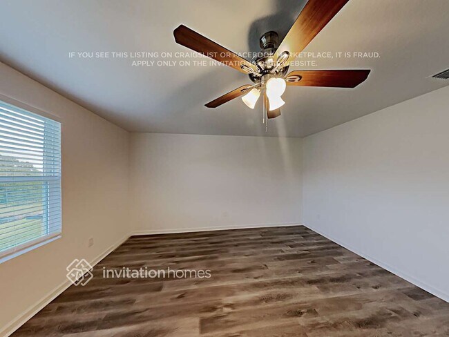 Building Photo - 35209 Daisy Meadow Loop