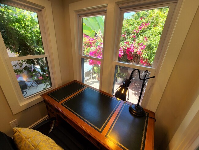 Building Photo - 38 19th Ave