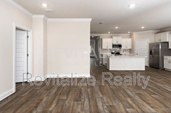 Building Photo - 14543 Dayton Cir