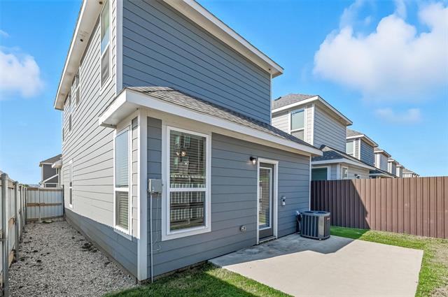 Building Photo - 3475 Valley Vista Dr