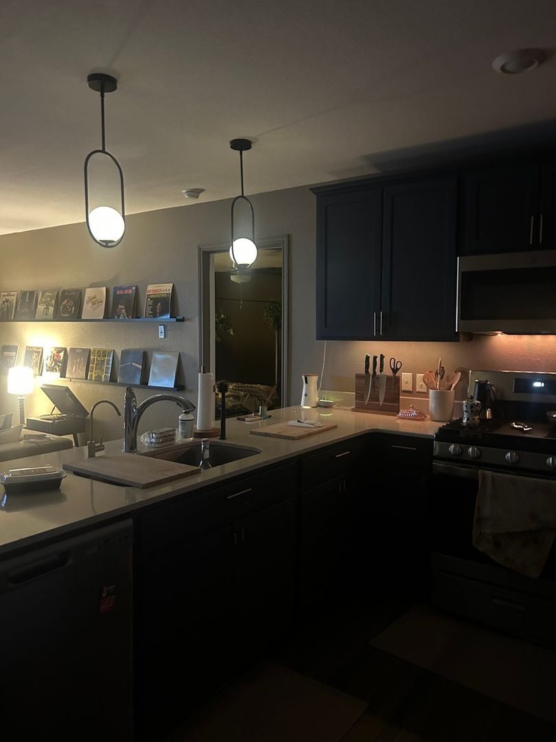 Building Photo - 148 Mica Trl