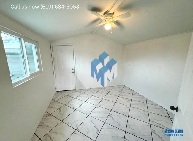 Building Photo - 5256-5260 Groveland Drive