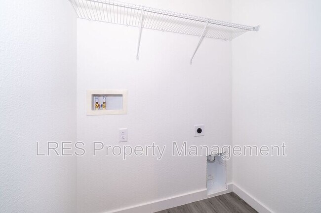 Building Photo - 3234 Sustainable Wy