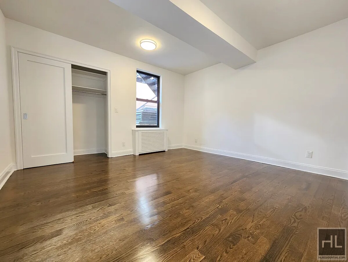 Building Photo - WEST 58 STREET