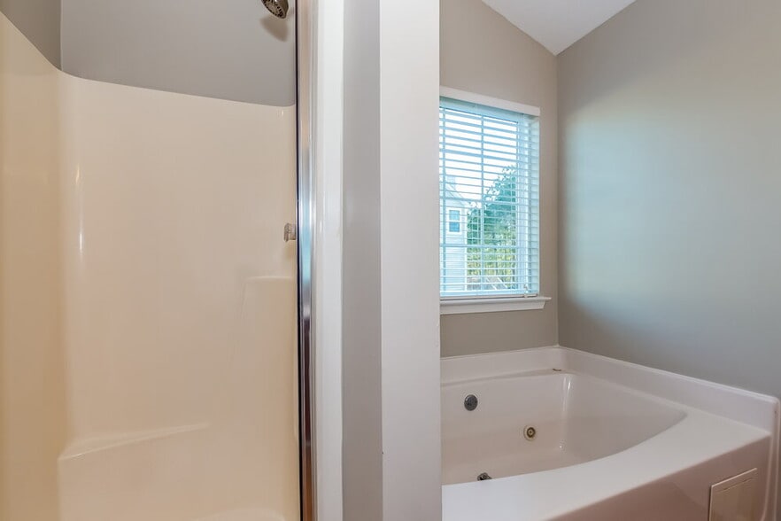 Building Photo - 656 Penstock Path