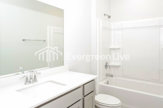 Building Photo - 16670 Maggie Ct