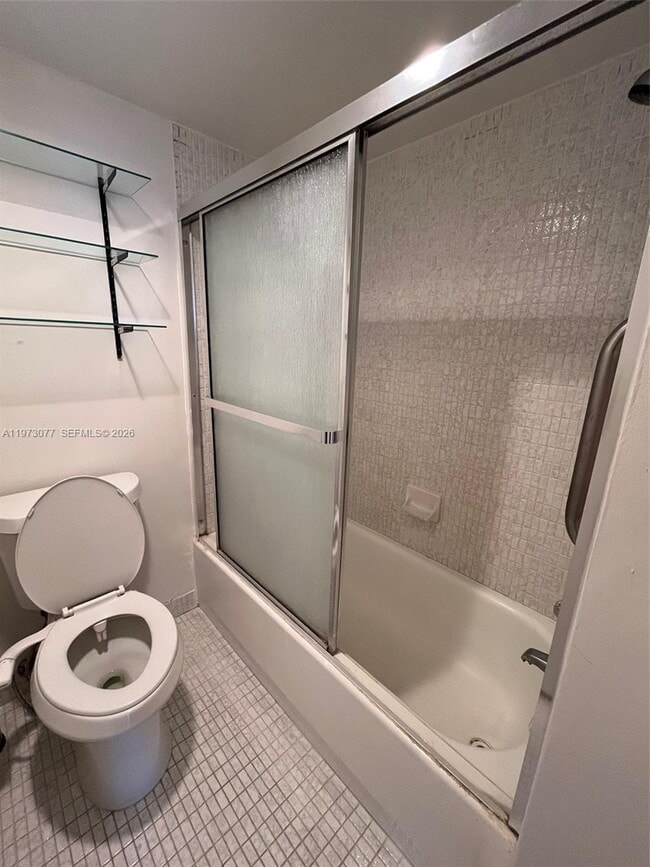 Building Photo - 20301 W Country Club Dr