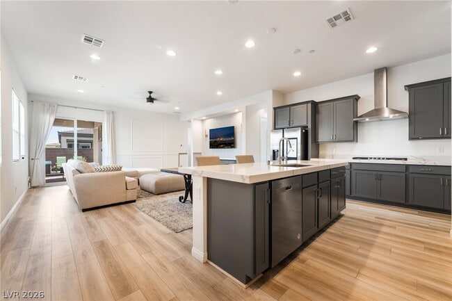 Building Photo - 110 Ibiza Lk Dr