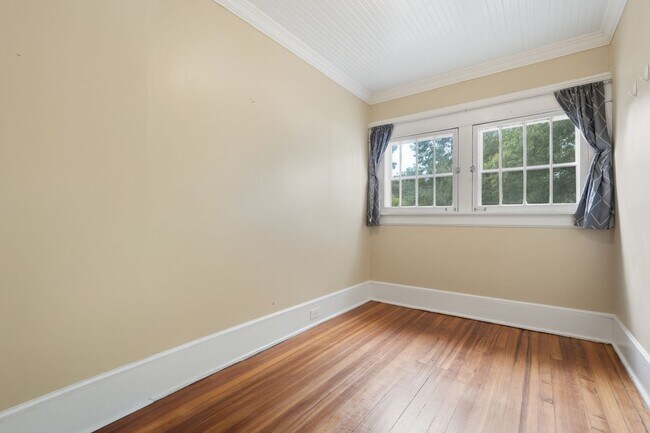 Building Photo - 2726 N Roxboro St