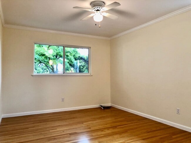 Building Photo - Beautifully Updated 3 Bed 2 Bath Campbell ...