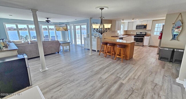 Building Photo - 48 Seagoin Rd