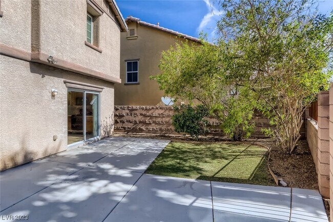 Building Photo - 1144 Desert Mountain Dr