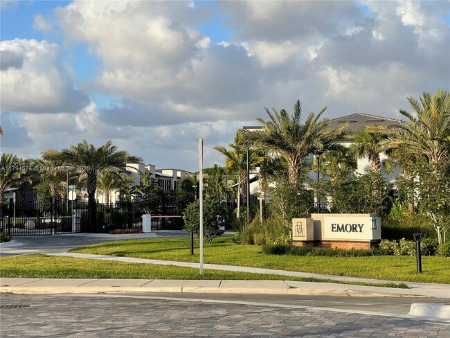 Building Photo - 8366 NW 7th Ct