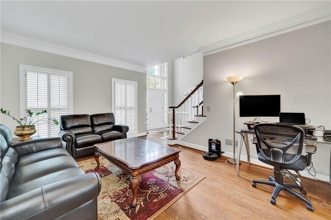 Building Photo - 2448 Kings Arms Dr