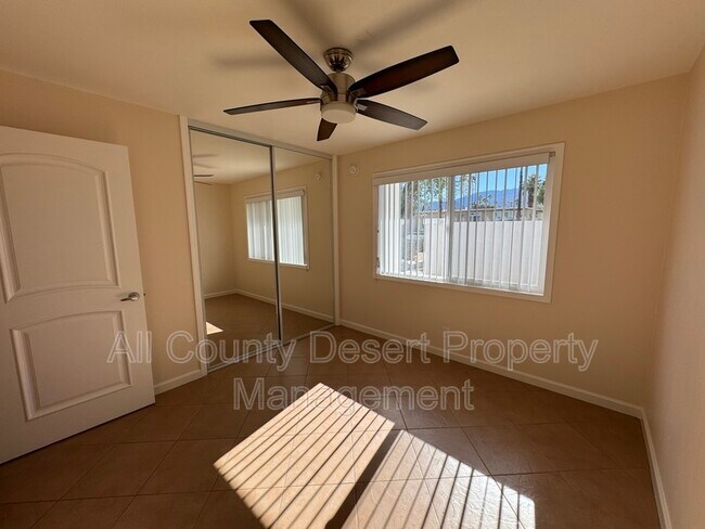 Building Photo - 73502 Sun Ln