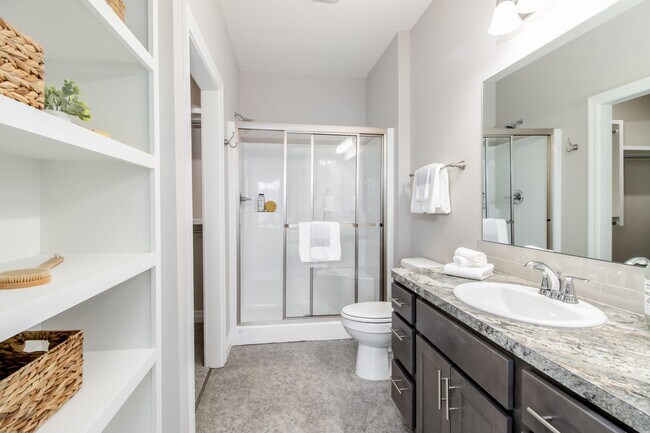 Building Photo - Beautiful 2BR/2BA Unit Available in Senior Living Community (55+)