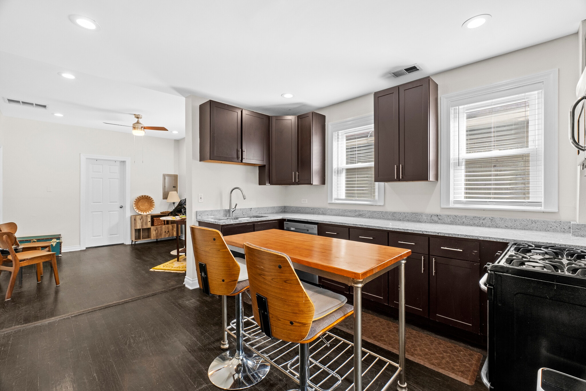 Open Layout kitchen connecting office/dining and Living room. - 2338 W 18th Pl