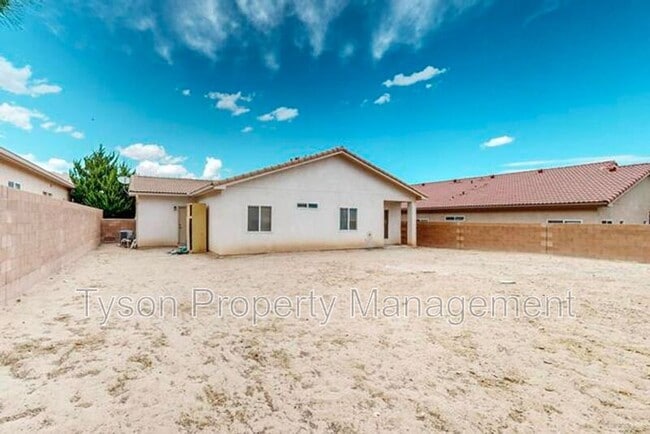 Building Photo - 10008 Rio Corto Ave SW